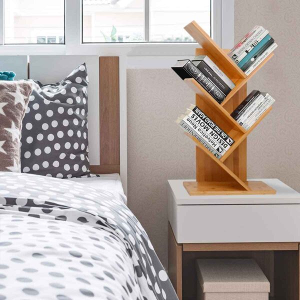 Bookshelf 03