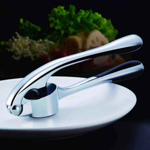 Garlic Crusher 02