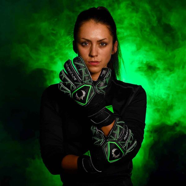 Goalkeeper gloves 03