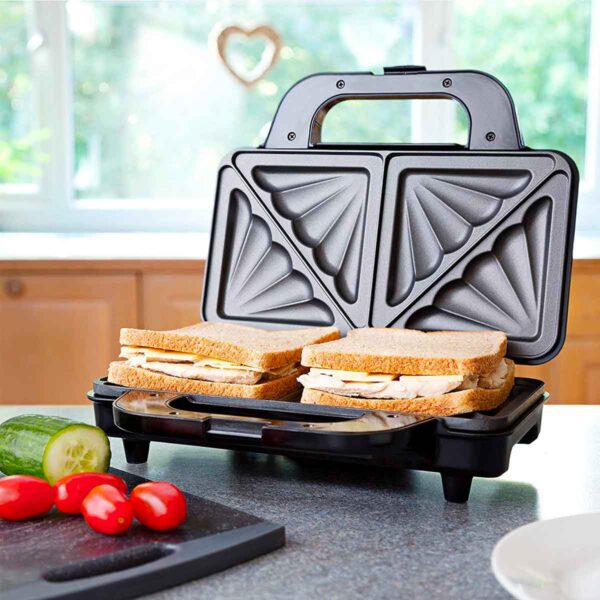Toastie maker 02